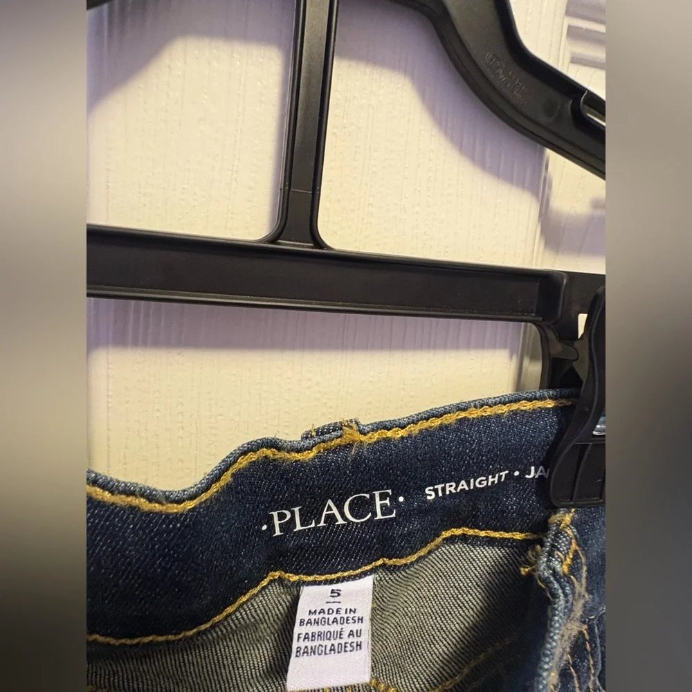 The Children’s Place boys Dark Blue Denim size 5Jeans new without tags‎